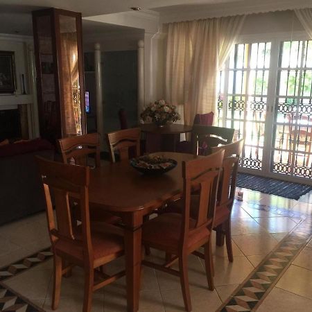 Villa Mijas With Pool 50 M Beach Фуэнхирола Экстерьер фото