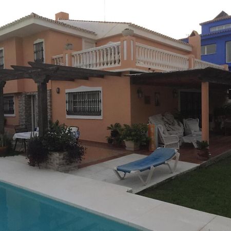 Villa Mijas With Pool 50 M Beach Фуэнхирола Экстерьер фото