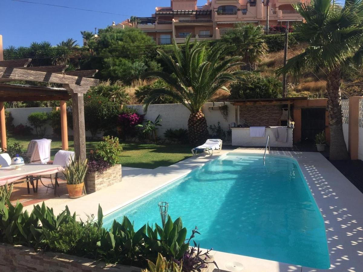 Villa Mijas With Pool 50 M Beach Фуэнхирола Экстерьер фото