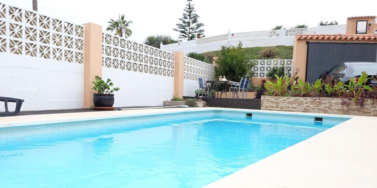 Villa Mijas With Pool 50 M Beach Фуэнхирола Экстерьер фото
